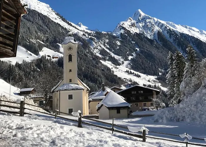 Haus Oblasser 公寓